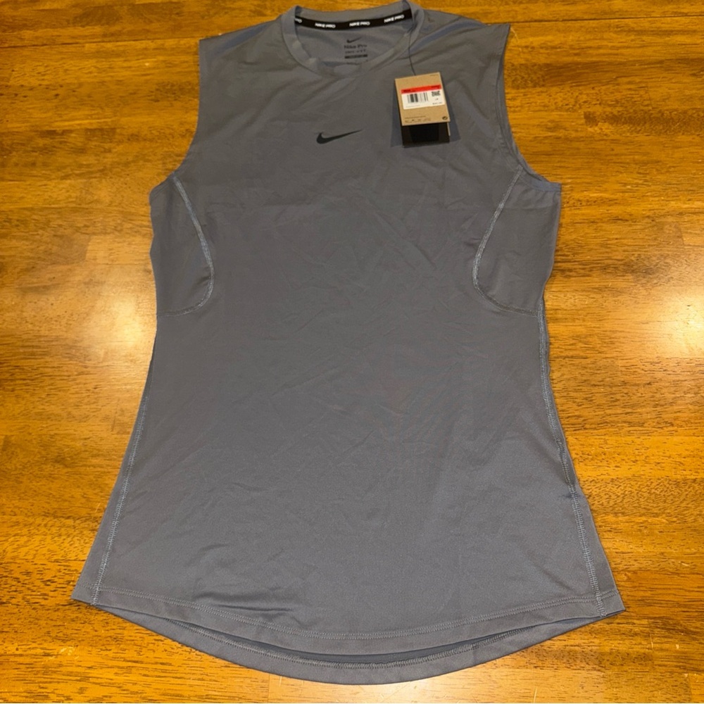 Nike Men’s Pro Training Tank Top Gray Large Tight Fit FB7914 084 New With Tags